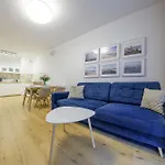 Apartamenty Kasprowicza -Basen, Parking, Bawialnia, Silownia W Cenie -Holiday City
